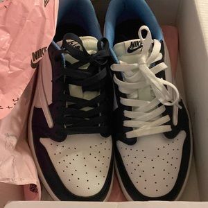 Travis Scott Jordan 1 lows OG white navy and light blue only wore once